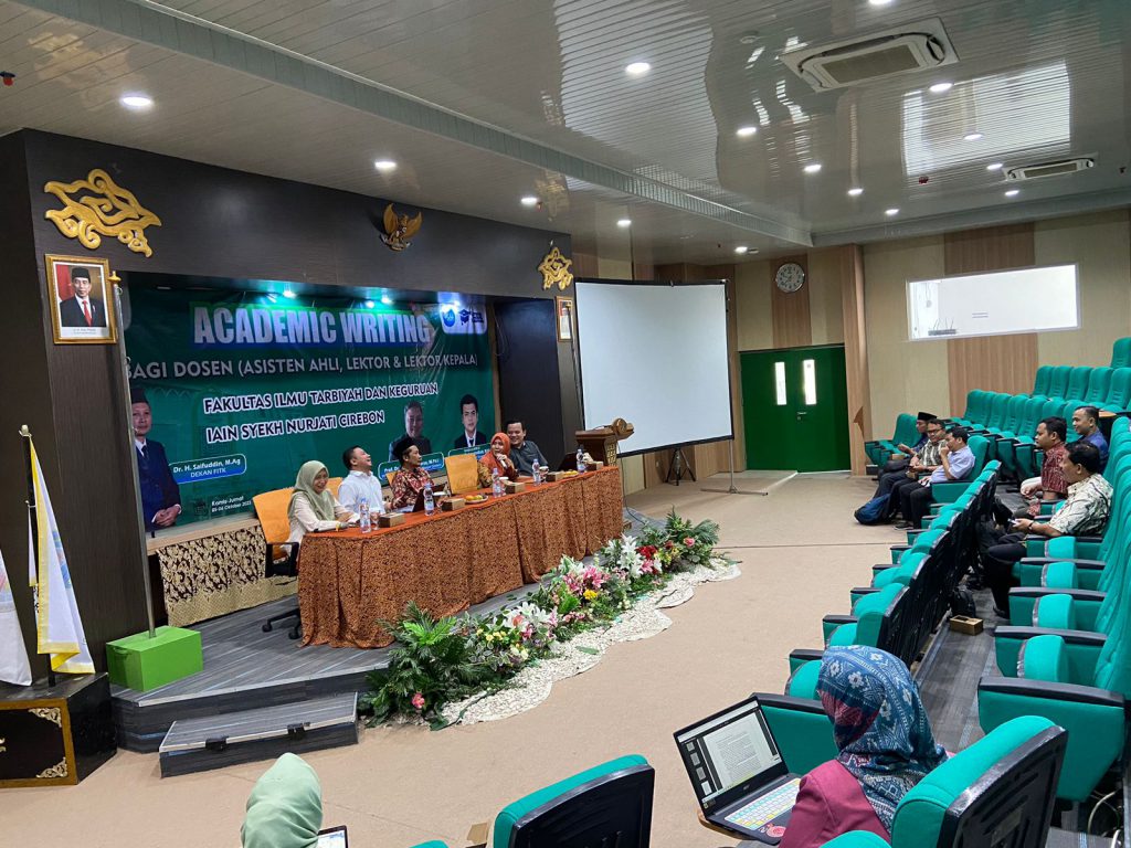 Academic Writing; Untuk Dosen (Asisten Ahli, Lektor &amp; Kepala Lektor) Fakultas Ilmu Tarbiyah dan Keguruan