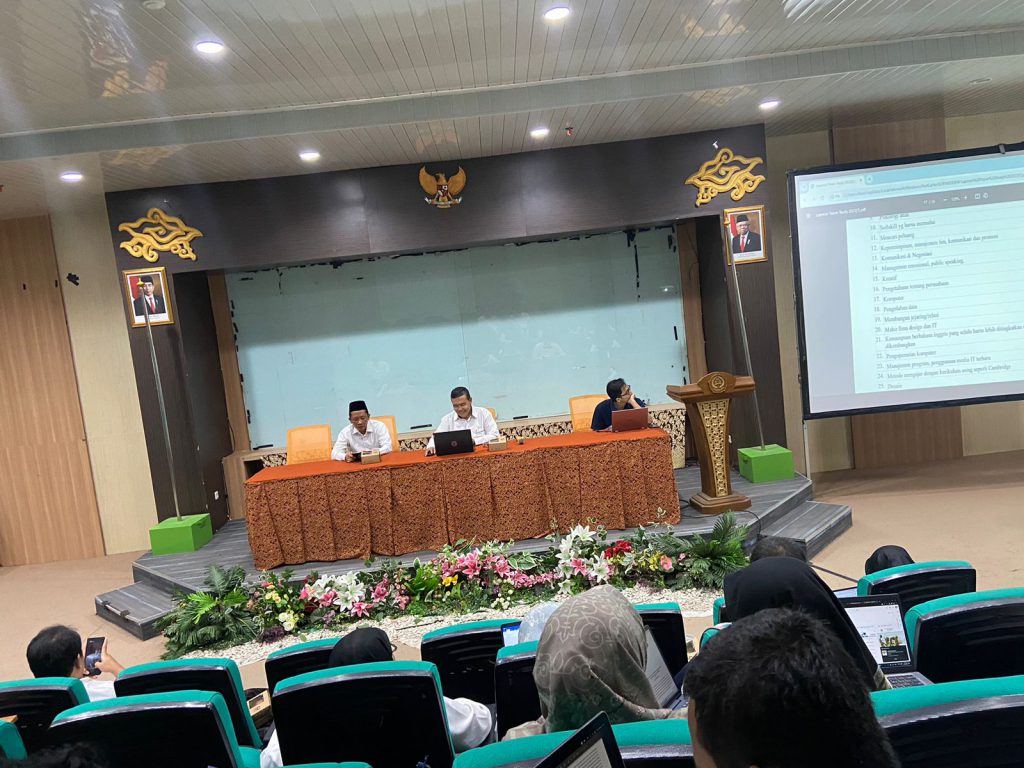 Rapat Tindak Lanjut Tracer Study; Fakultas Ilmu Tarbiyah dan Keguruan IAIN Syekh Nurjati Cirebon