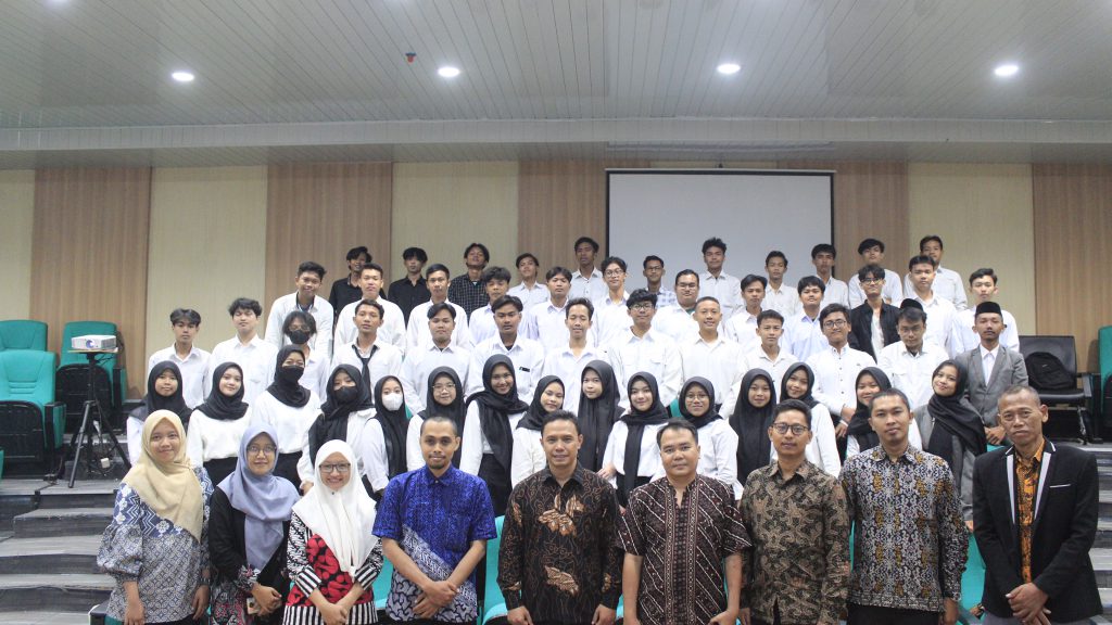 Studi Informatika Gelar Kegiatan Pengenalan Dosen dan Mahasiswa Baru Informatika 2023 ; Angkatan Pertama Fakultas Ilmu Tarbiyah dan Keguruan