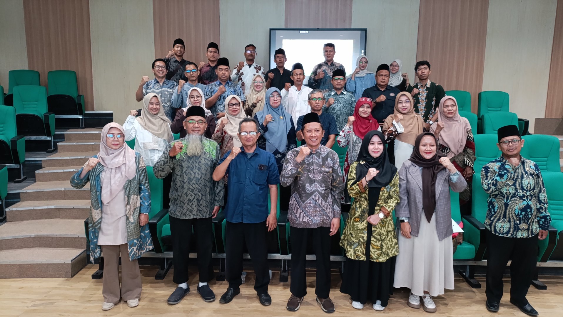 Bersinergi Lebih Luas, FITK UIN Siber Syekh Nurjati Cirebon Perkuat Kemitraan PLP melalui MoU PLP 2026